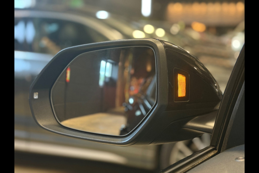 Audi Q8 50 TDI quattro 3X S-LINE|SQ8|PANO|MEMORY|SOFT CLOS|FULL!