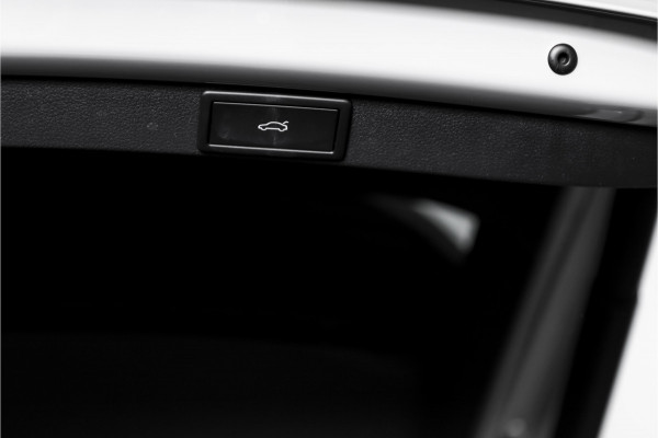 Škoda Octavia Combi 1.5 TSI MHEV 150 PK Sportline Tour | Elek. Trekhaak | Matrix Led | Adapt. Cruise | Winterpakket | 13 inch Navi | Camera | NAV + App. Connect | ECC | Elek. Klep | LM 18" |