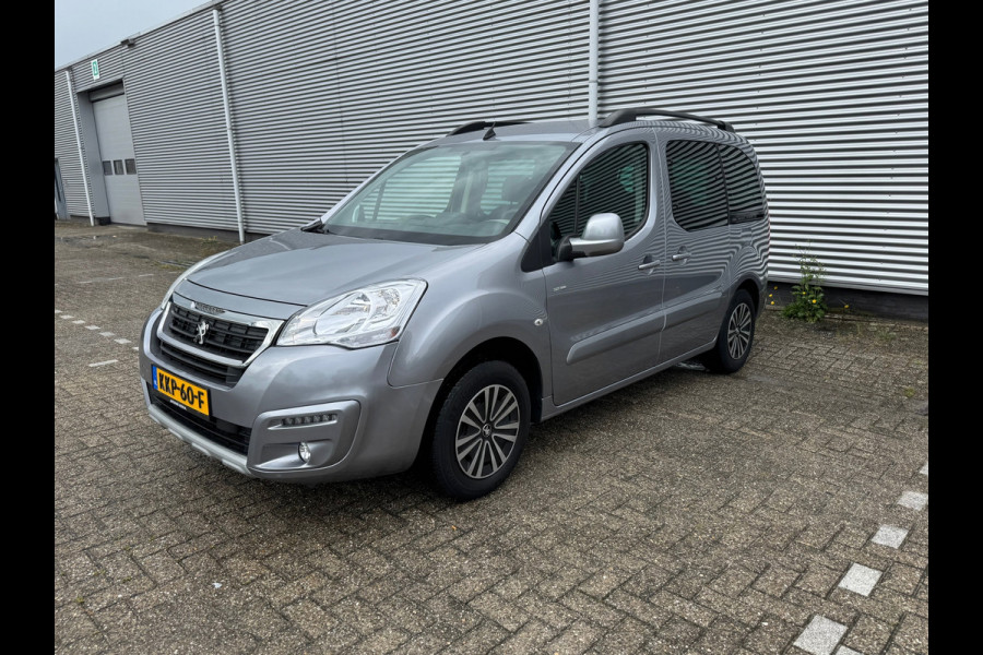 Peugeot Partner Tepee 1.2 PureTech Active,Navigatie,Airco,Cruisecontrol,Parkeersensoren,