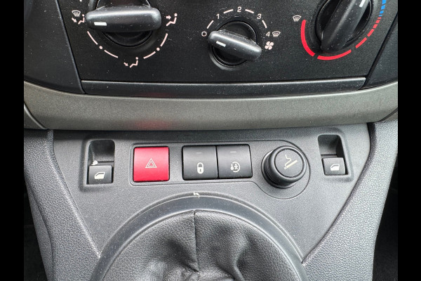 Peugeot Partner Tepee 1.2 PureTech Active,Navigatie,Airco,Cruisecontrol,Parkeersensoren,