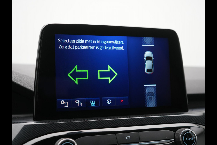 Ford Kuga 2.5 ST-Line PHEV 225pk Dealer O.H. | Adaptive Cruise | Head Up | 360 Camera | Sportstoelen & Stuur Verwarmd | Keyless | Blis | Apple Carplay | Navigatie | DAB | Virtual | 18"L.M | Plug In Hybrid |