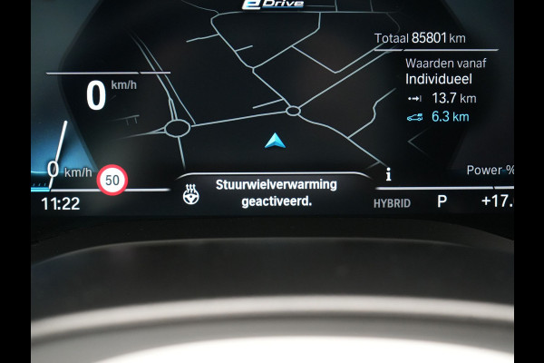 BMW 5 Serie Touring 530e M Sport PHEV 293pk Dealer O.H. | Trekhaak Af Fabriek | Panodak | Head Up | Adaptive Cruise | Camera | Lederen Sportstoelen Memory & Verwarmd | Sfeerverlichting | Blis | Stuur Verwarmd | Apple Carplay | Navigatie | DAB | Plug In Hybrid |