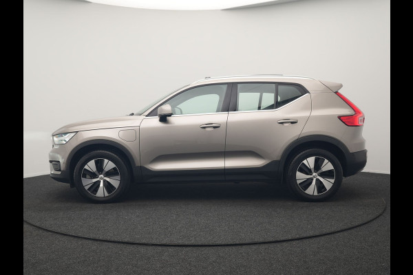 Volvo XC40 T5 Recharge Inscription PHEV 262pk Dealer O.H. | Trekhaak Af Fabriek | Panodak | Adaptive Cruise | 360 Camera | Harman / Kardon | Stoelen Memory & Verwarmd | Keyless | Blis | Apple Carplay | Naviatie