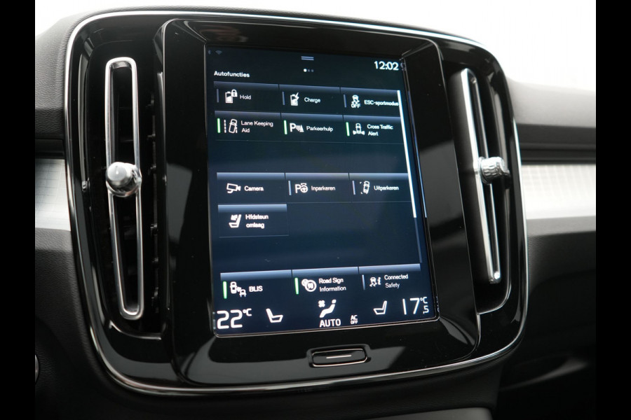 Volvo XC40 T5 Recharge Inscription PHEV 262pk Dealer O.H. | Trekhaak Af Fabriek | Panodak | Adaptive Cruise | 360 Camera | Harman / Kardon | Stoelen Memory & Verwarmd | Keyless | Blis | Apple Carplay | Naviatie