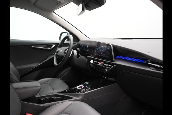 Kia Niro 1.6 GDi DynamicLine PHEV 182pk Dealer O.H. | Adaptive Cruise | Camera | Harman / Kardon | Lederen Sportstoelen & Stuur Verwarmd | Keyless | Blis | Sfeerverlichting | Apple Carplay | Navigatie | DAB | Plug In Hybrid |