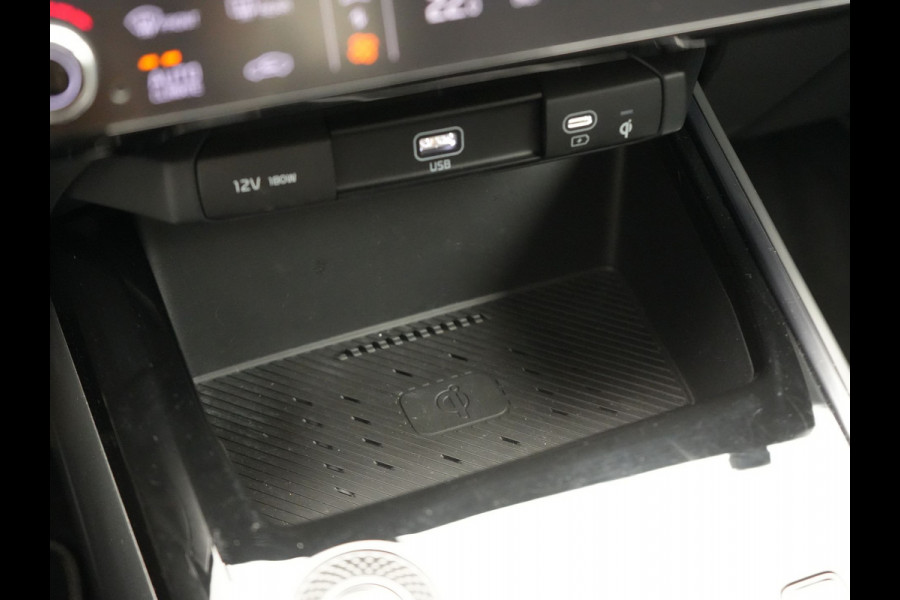 Kia Niro 1.6 GDi DynamicLine PHEV 182pk Dealer O.H. | Adaptive Cruise | Camera | Harman / Kardon | Lederen Sportstoelen & Stuur Verwarmd | Keyless | Blis | Sfeerverlichting | Apple Carplay | Navigatie | DAB | Plug In Hybrid |