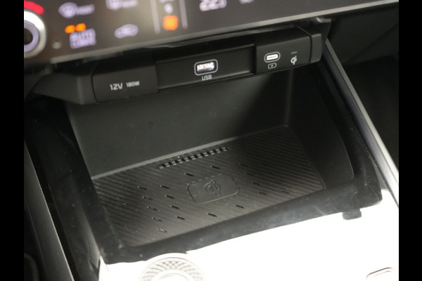 Kia Niro 1.6 GDi DynamicLine PHEV 182pk Dealer O.H. | Adaptive Cruise | Camera | Harman / Kardon | Lederen Sportstoelen & Stuur Verwarmd | Keyless | Blis | Sfeerverlichting | Apple Carplay | Navigatie | DAB | Plug In Hybrid |