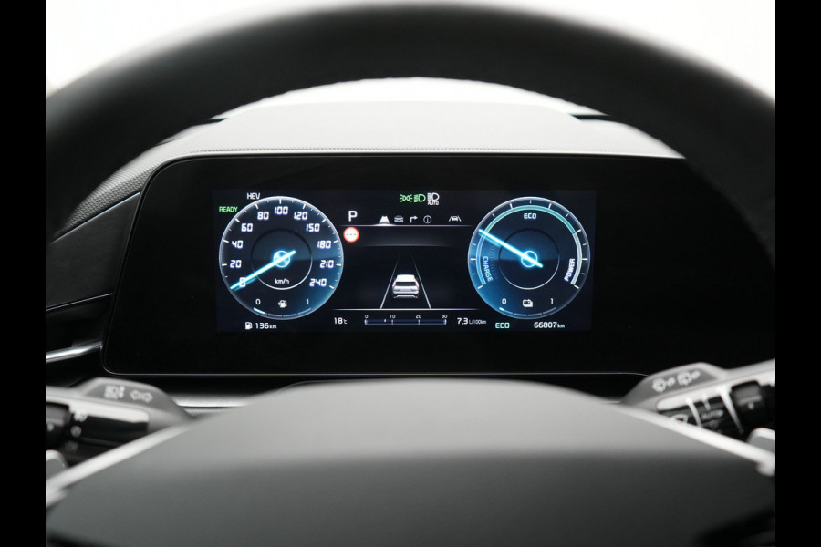 Kia Niro 1.6 GDi DynamicLine PHEV 182pk Dealer O.H. | Adaptive Cruise | Camera | Harman / Kardon | Lederen Sportstoelen & Stuur Verwarmd | Keyless | Blis | Sfeerverlichting | Apple Carplay | Navigatie | DAB | Plug In Hybrid |