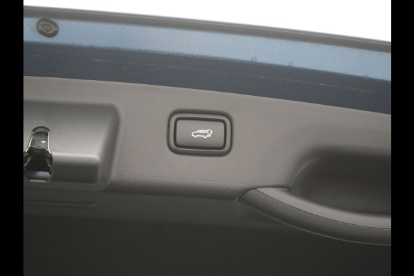 Kia Niro 1.6 GDi DynamicLine PHEV 182pk Dealer O.H. | Adaptive Cruise | Camera | Harman / Kardon | Lederen Sportstoelen & Stuur Verwarmd | Keyless | Blis | Sfeerverlichting | Apple Carplay | Navigatie | DAB | Plug In Hybrid |