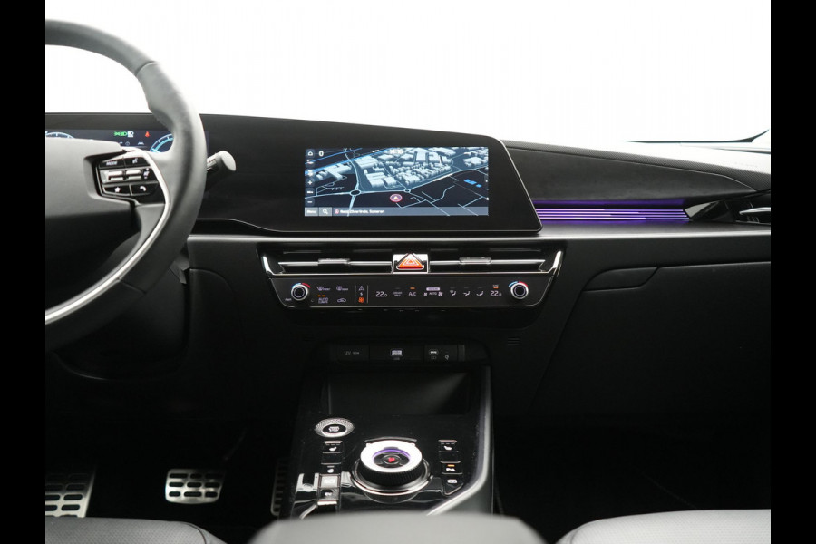 Kia Niro 1.6 GDi DynamicLine PHEV 182pk Dealer O.H. | Adaptive Cruise | Camera | Harman / Kardon | Lederen Sportstoelen & Stuur Verwarmd | Keyless | Blis | Sfeerverlichting | Apple Carplay | Navigatie | DAB | Plug In Hybrid |