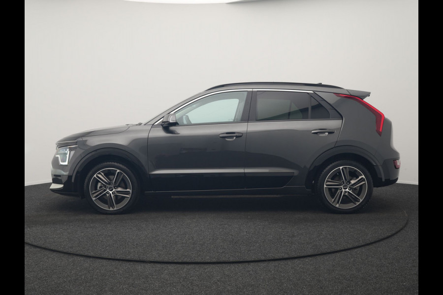 Kia Niro EV DynamicPlusLine 64.8 kWh 204pk | Panodak | Head Up | Adaptive Cruise | Camera | Lederen Sportstoelen & Stuur Verwarmd | Keyless | Blis | Sfeerverlichting | Apple Carplay | Navigatie | DAB |