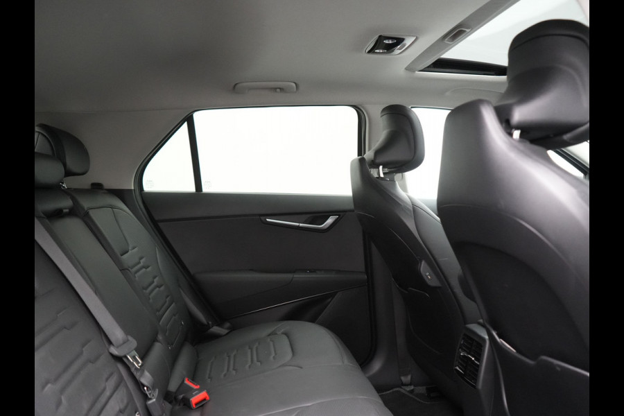 Kia Niro EV DynamicPlusLine 64.8 kWh 204pk | Panodak | Head Up | Adaptive Cruise | Camera | Lederen Sportstoelen & Stuur Verwarmd | Keyless | Blis | Sfeerverlichting | Apple Carplay | Navigatie | DAB |