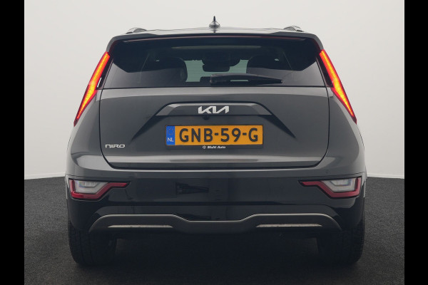 Kia Niro EV DynamicPlusLine 64.8 kWh 204pk | Panodak | Head Up | Adaptive Cruise | Camera | Lederen Sportstoelen & Stuur Verwarmd | Keyless | Blis | Sfeerverlichting | Apple Carplay | Navigatie | DAB |
