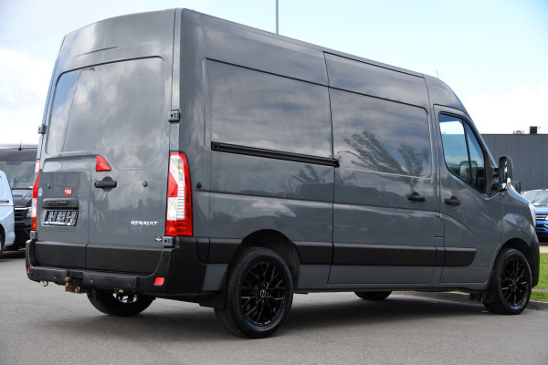 Renault Master T35 2.3 dCi 150 L2H2 PB Edition Camera, Cruise, LED, 150pk, Multimedia, LED, Trekhaak, NAVI, Uniek!