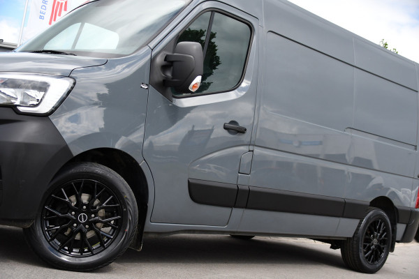 Renault Master T35 2.3 dCi 150 L2H2 PB Edition Camera, Cruise, LED, 150pk, Multimedia, LED, Trekhaak, NAVI, Uniek!