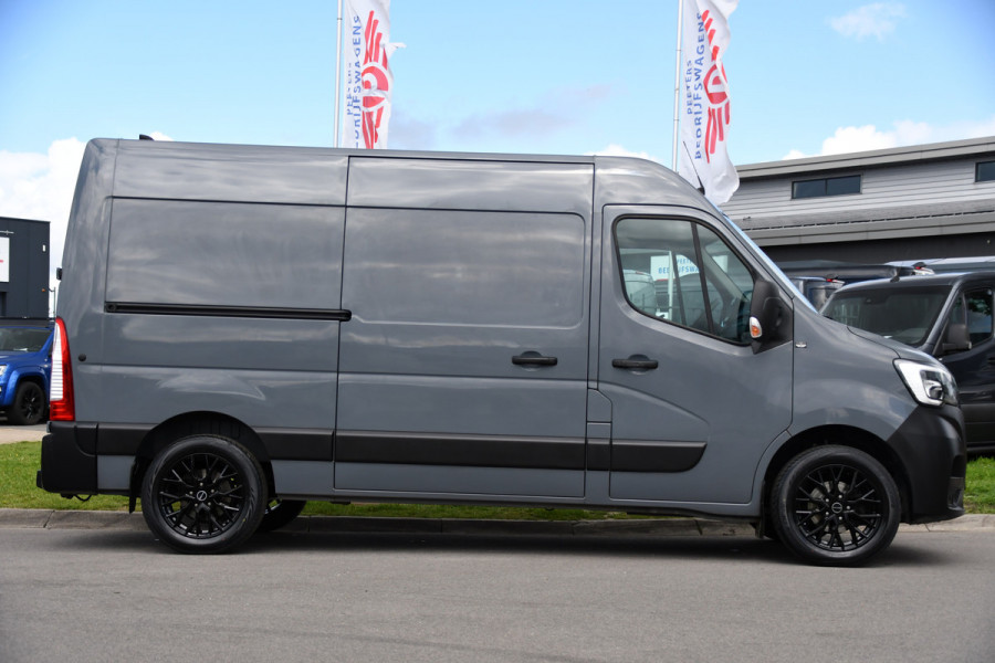 Renault Master T35 2.3 dCi 150 L2H2 PB Edition Camera, Cruise, LED, 150pk, Multimedia, LED, Trekhaak, NAVI, Uniek!