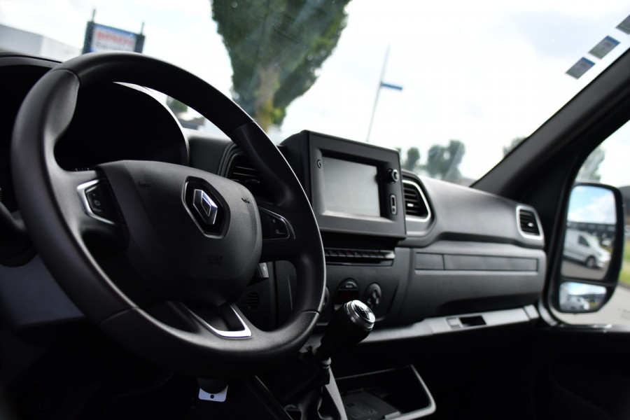 Renault Master T35 2.3 dCi 150 L2H2 PB Edition Camera, Cruise, LED, 150pk, Multimedia, LED, Trekhaak, NAVI, Uniek!