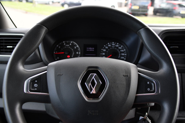 Renault Master T35 2.3 dCi 150 L2H2 PB Edition Camera, Cruise, LED, 150pk, Multimedia, LED, Trekhaak, NAVI, Uniek!