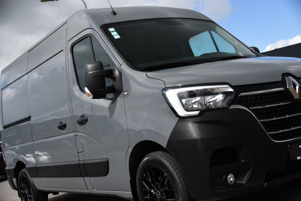 Renault Master T35 2.3 dCi 150 L2H2 PB Edition Camera, Cruise, LED, 150pk, Multimedia, LED, Trekhaak, NAVI, Uniek!