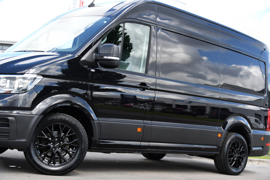 Volkswagen Crafter 35 2.0 TDI L3H3 Black Edition Camera, Cruise, Carplay, 177pk, Multimedia, Geveerde stoel, Uniek!