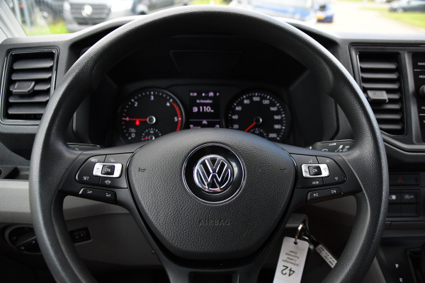 Volkswagen Crafter 35 2.0 TDI L3H3 Black Edition Camera, Cruise, Carplay, 177pk, Multimedia, Geveerde stoel, Uniek!