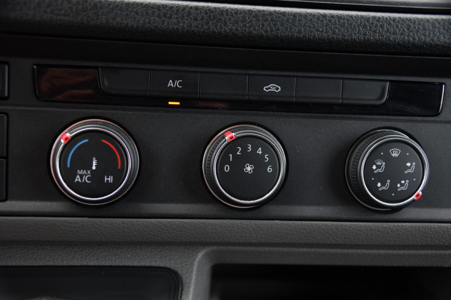 Volkswagen Crafter 35 2.0 TDI L3H3 Black Edition Camera, Cruise, Carplay, 177pk, Multimedia, Geveerde stoel, Uniek!