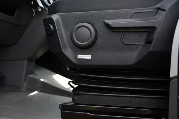 Volkswagen Crafter 35 2.0 TDI L3H3 Black Edition Camera, Cruise, Carplay, 177pk, Multimedia, Geveerde stoel, Uniek!