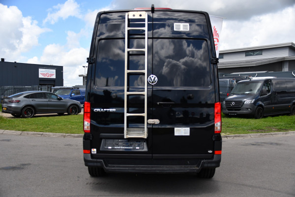 Volkswagen Crafter 35 2.0 TDI L3H3 Black Edition Camera, Cruise, Carplay, 177pk, Multimedia, Geveerde stoel, Uniek!