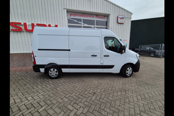 Renault Master L2H2 2,3 dci 135 Pk Euro 6 35.693 Km!! PDC Camera Navi 2500 Kg Trekgewicht