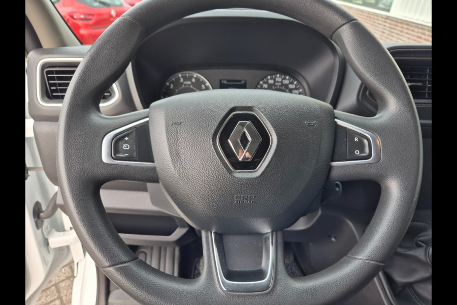 Renault Master L2H2 2,3 dci 135 Pk Euro 6 35.693 Km!! PDC Camera Navi 2500 Kg Trekgewicht
