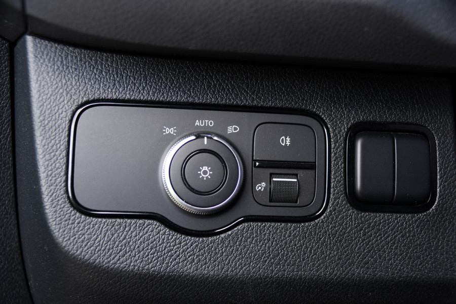 Mercedes-Benz Sprinter 317 1.9 CDI L2H1 RWD Black Edition Adaptieve Cruise, Camera, LED, Carplay, 3500kg Trekhaak, Stoelverwarming, Standkachel, Softclose, Automaat, Uniek!