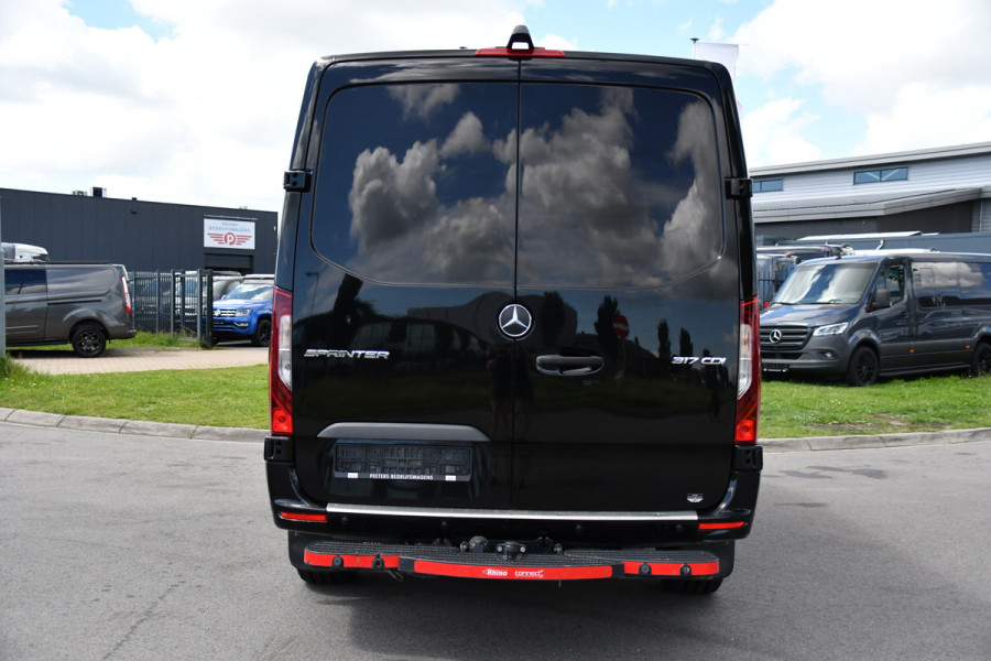 Mercedes-Benz Sprinter 317 1.9 CDI L2H1 RWD Black Edition Adaptieve Cruise, Camera, LED, Carplay, 3500kg Trekhaak, Stoelverwarming, Standkachel, Softclose, Automaat, Uniek!
