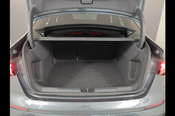 Audi A3 Limousine 35 TFSI Advanced edition 150pk AUT| Navi| 17'LM-velgen| verlengde fabrieksgarantie