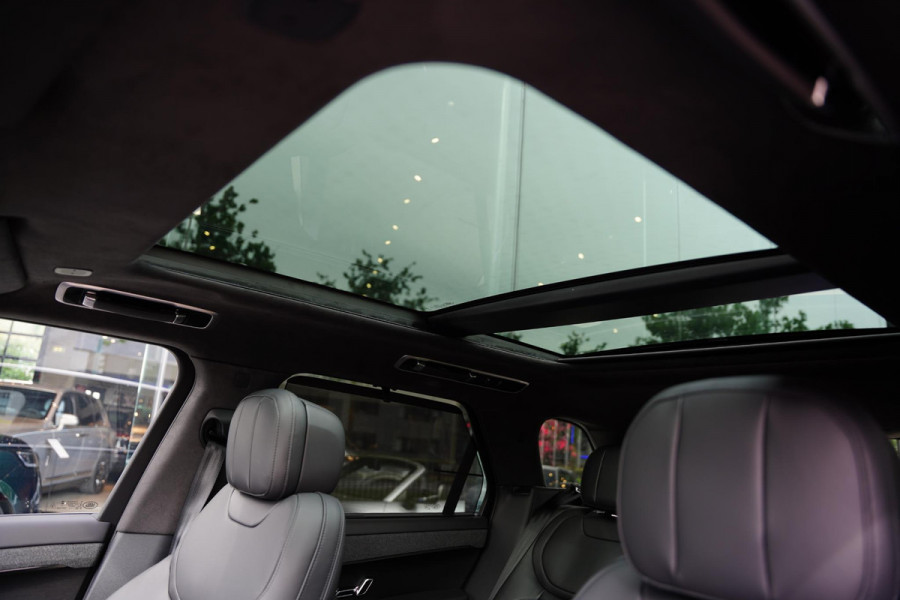 Land Rover Range Rover Sport P 550 E Autobiography M 26 Black Pack