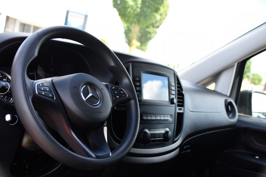 Mercedes-Benz Vito 116 CDI L2 PB Edition Camera, Cruise, Carplay, LED, 164pk, Automaat, Multimedia, Uniek!
