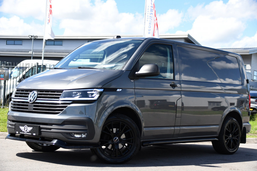 Volkswagen Transporter 2.0 TDI L1H1 30 Bulli Edition Adaptieve Cruise, Camera, Carplay, LED, Stoelverwarming, Standkachel, 150pk, Trekhaak, Uniek!