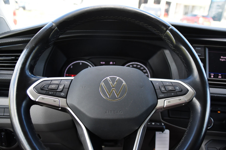 Volkswagen Transporter 2.0 TDI L1H1 30 Bulli Edition Adaptieve Cruise, Camera, Carplay, LED, Stoelverwarming, Standkachel, 150pk, Trekhaak, Uniek!