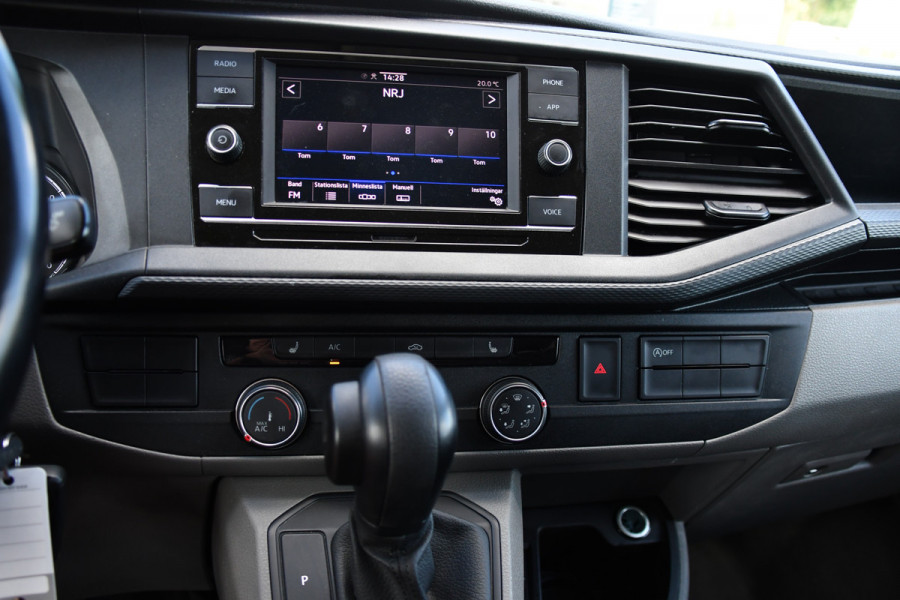 Volkswagen Transporter 2.0 TDI L1H1 30 Bulli Edition Adaptieve Cruise, Camera, Carplay, LED, Stoelverwarming, Standkachel, 150pk, Trekhaak, Uniek!