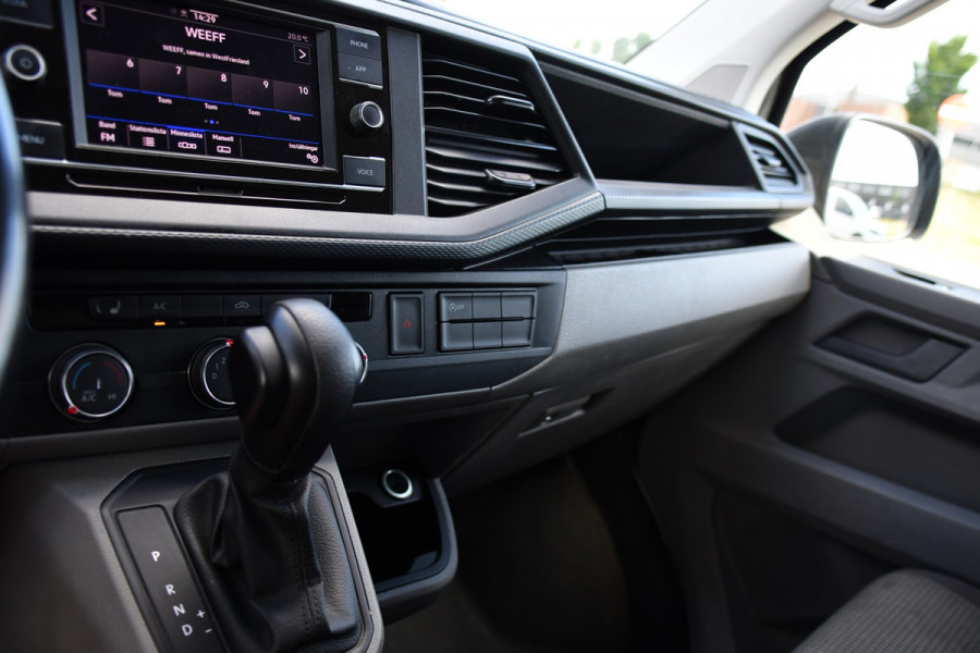 Volkswagen Transporter 2.0 TDI L1H1 30 Bulli Edition Adaptieve Cruise, Camera, Carplay, LED, Stoelverwarming, Standkachel, 150pk, Trekhaak, Uniek!