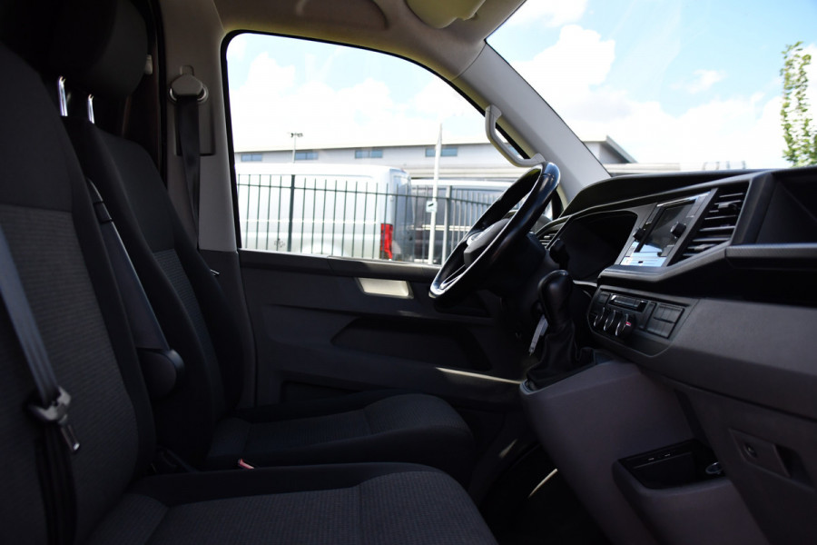 Volkswagen Transporter 2.0 TDI L1H1 30 Bulli Edition Adaptieve Cruise, Camera, Carplay, LED, Stoelverwarming, Standkachel, 150pk, Trekhaak, Uniek!