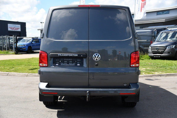 Volkswagen Transporter 2.0 TDI L1H1 30 Bulli Edition Adaptieve Cruise, Camera, Carplay, LED, Stoelverwarming, Standkachel, 150pk, Trekhaak, Uniek!