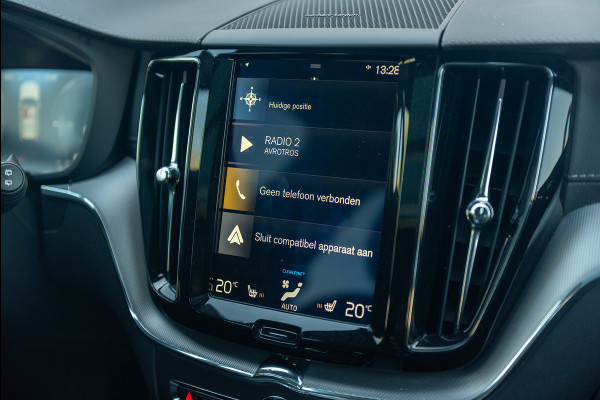 Volvo XC60 T8 Aut. R-Design 360camera Stoelverwarming 390pk
