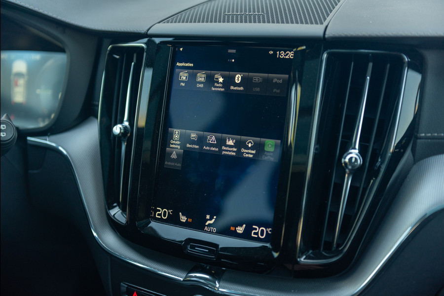 Volvo XC60 T8 Aut. R-Design 360camera Stoelverwarming 390pk