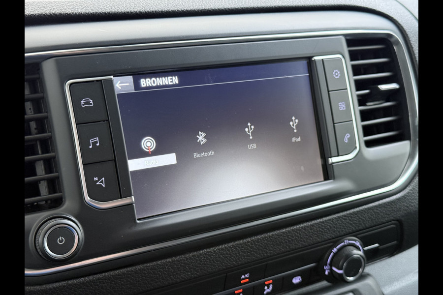 Opel Vivaro 2.0CDTI 123PK L2H1 3-Persoons Trekhaak 360°Camera Euro 6 Navi Airco Apple Carplay Android Auto Cruise Control Pdc Edition Dakdragers Betonplex vloer Inbouwkasten Regen-Lichtsensor 1e Eigenaar 2.500KG Trekgewicht Dealeronderhouden