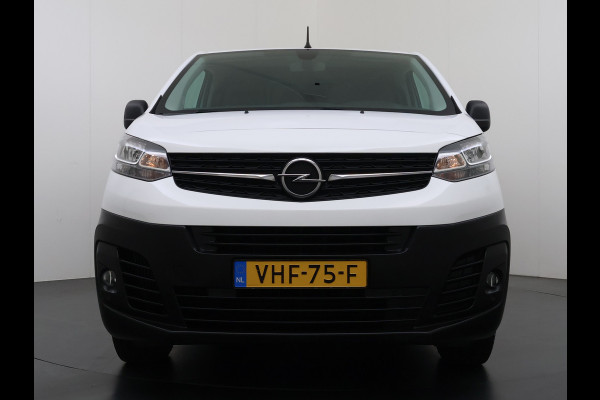 Opel Vivaro 2.0CDTI 123PK L2H1 3-Persoons Trekhaak 360°Camera Euro 6 Navi Airco Apple Carplay Android Auto Cruise Control Pdc Edition Dakdragers Betonplex vloer Inbouwkasten Regen-Lichtsensor 1e Eigenaar 2.500KG Trekgewicht Dealeronderhouden