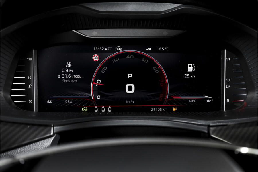 Škoda Kamiq 1.5 TSI ACT 150 PK Monte Carlo - Automaat | Pano | Dig. Cockpit | Cruise | Stoelverw. | PDC | Camera | App. Connect | ECC | Afn. Trekhaak | LM 18" |
