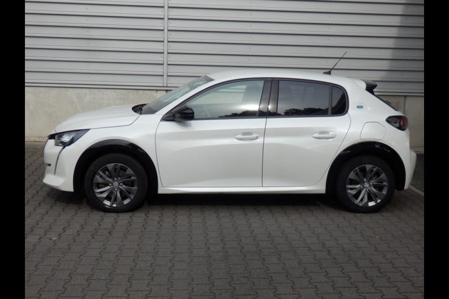 Peugeot e-208 EV Allure Pck 50 kWh I 360 camera I