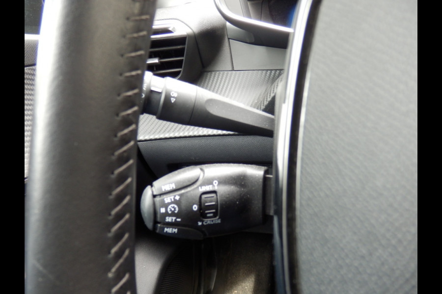Peugeot e-208 EV Allure Pck 50 kWh I 360 camera I
