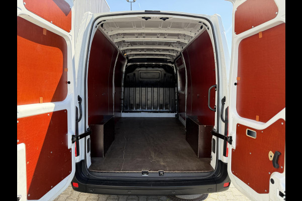 Renault Master T35 2.3 dCi 135 L3H2*NAVI*CRUISE*CAM*A/C*TEL*3PERS