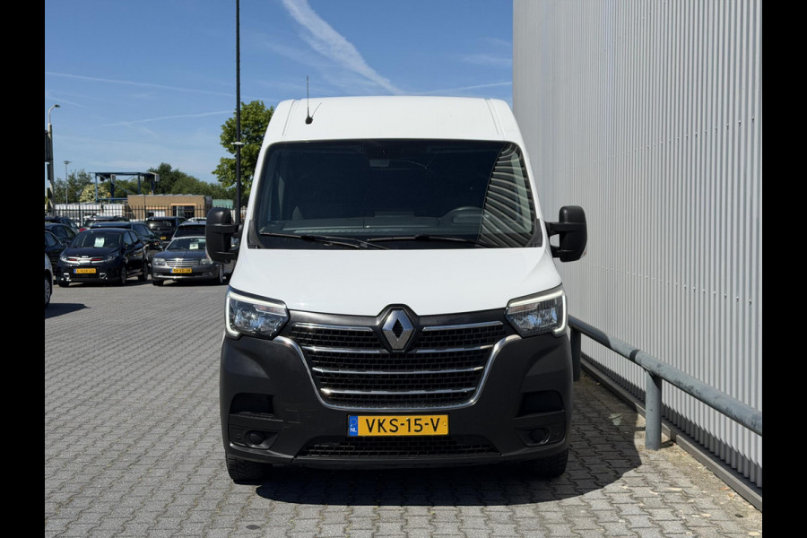 Renault Master T35 2.3 dCi 135 L3H2*NAVI*CRUISE*CAM*A/C*TEL*3PERS